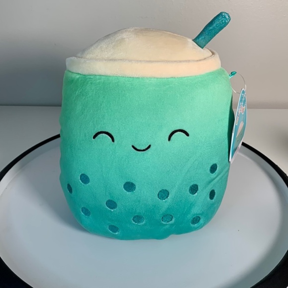 Squishmallows Jakarria the Boba